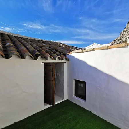 La Cuadra Holiday home Villaluenga Del Rosario
